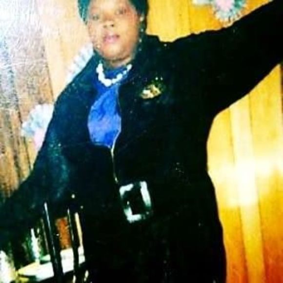 Meet your Posher, Daisey - Picture 1 of 1